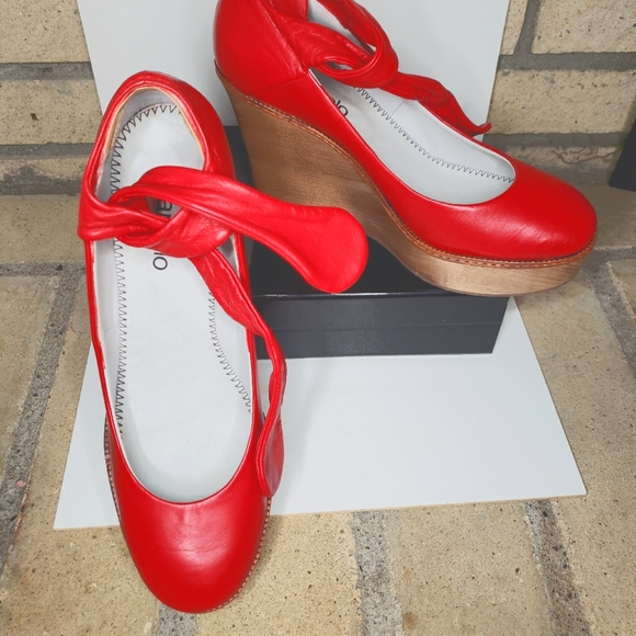 Paruolo designer shoes, red, wedge heel, tie strap - Picture 3 of 6